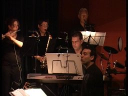 2009_continueinfame muzikanten2
